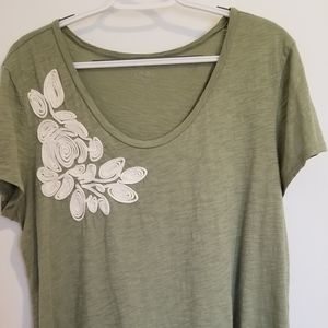 Tee with floral embellishment